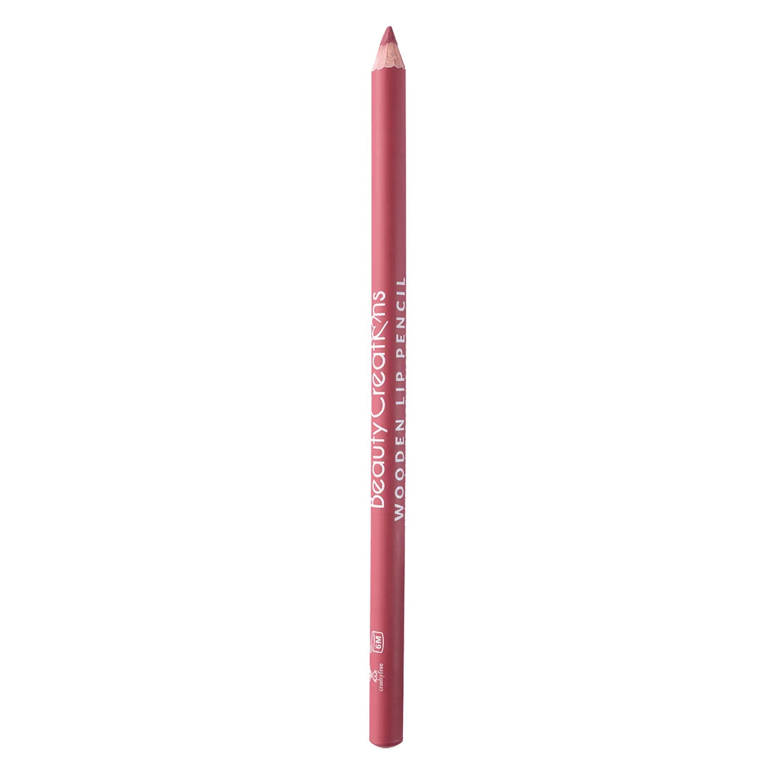 Lápiz de labios de madera de Beauty Creations en color rosa, con el nombre de la marca impreso en el cuerpo, mostrado verticalmente sobre un fondo blanco limpio.