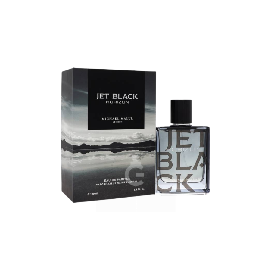 Una botella de perfume Horizon Jet Black de color azul oscuro junto a su caja a juego, sobre un fondo claro. Las imágenes de montañas envueltas en niebla aportan un estilo elegante, sobrio y evocador al diseño del empaque de la fragancia.