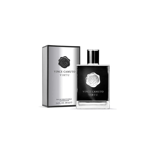 Botella de perfume "Vince Camuto Virtu" de 100 ml recubierta en cuero negro brillante con un sello medallón plateado en relieve y tapón cilíndrico metálico negro con bordes plateados, junto a su caja plateada con acabado espejo y bordes negros.